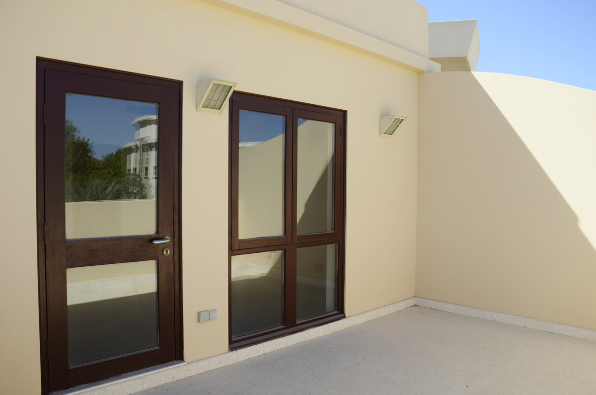 properties-img-gallery